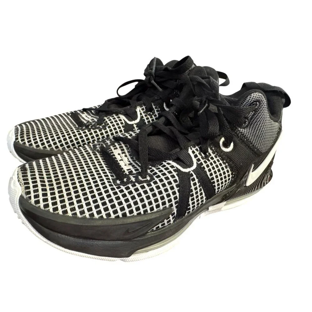 Nike Witness‎ VII Black/White Mens High-Performance Basketball Shoes Size 8.5